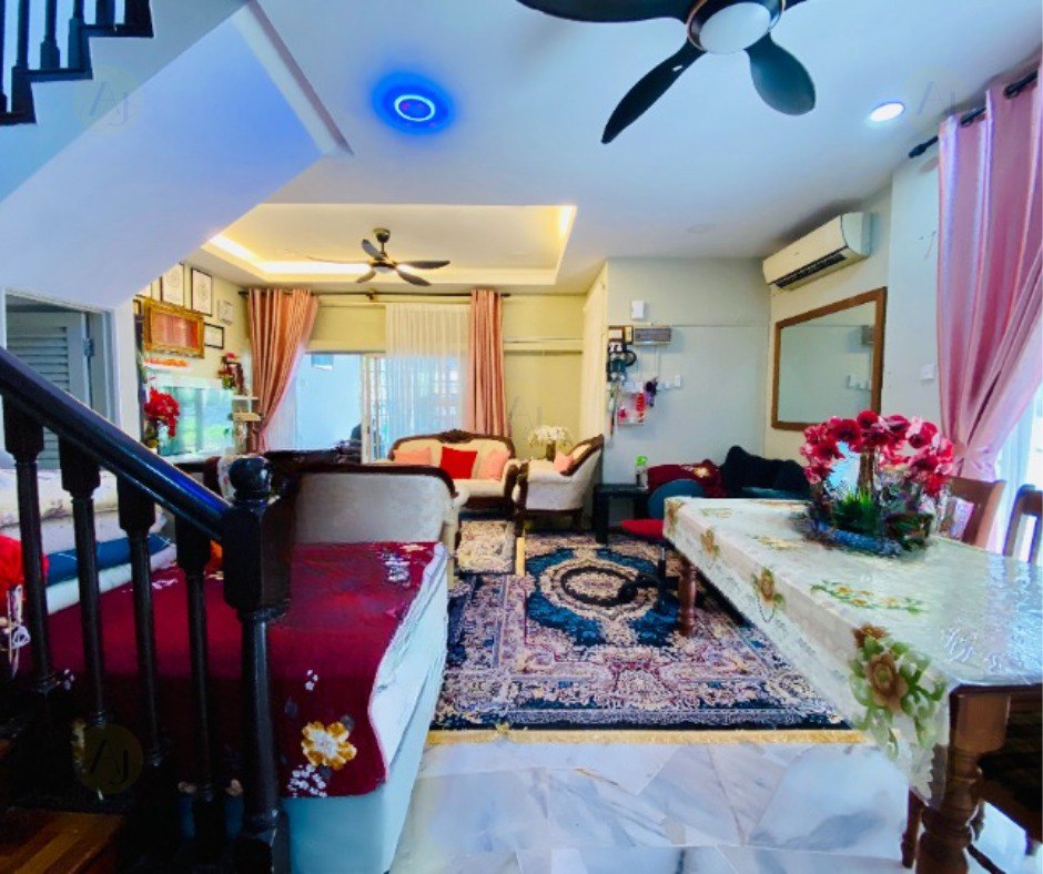 END LOT 2 Storey Taman Setiawangsa KL - photo 4