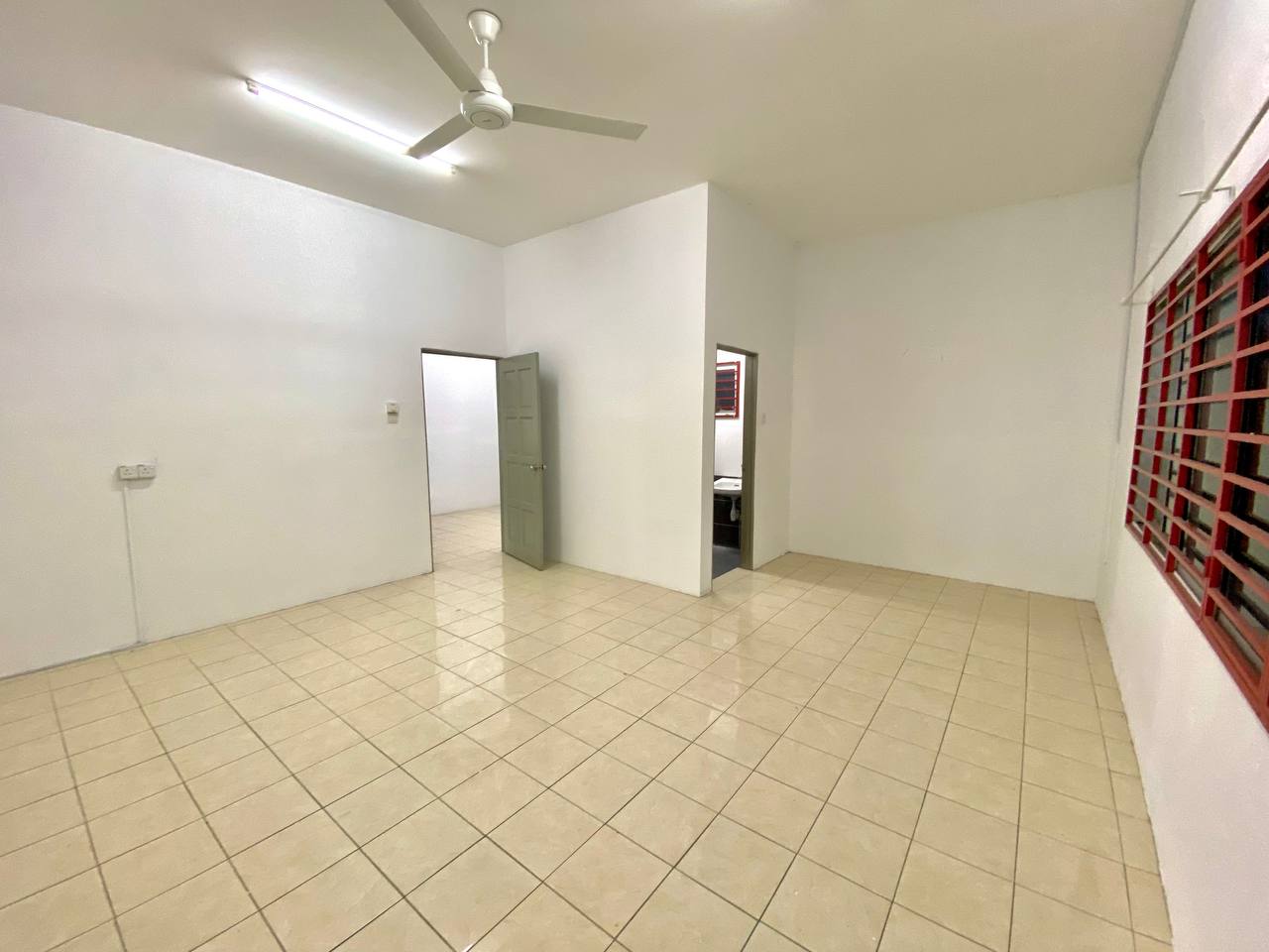 CORNER LOT 2 Storey Jalan Tanjung Rhu Shah Alam - photo 12