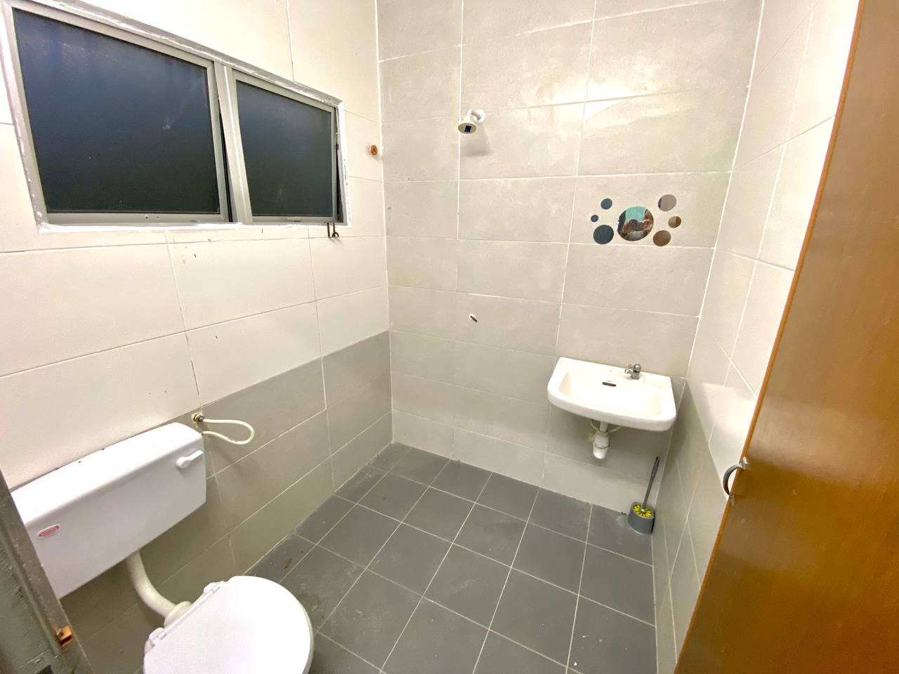 CORNER LOT 2 Storey Jalan Tanjung Rhu Shah Alam - photo 13