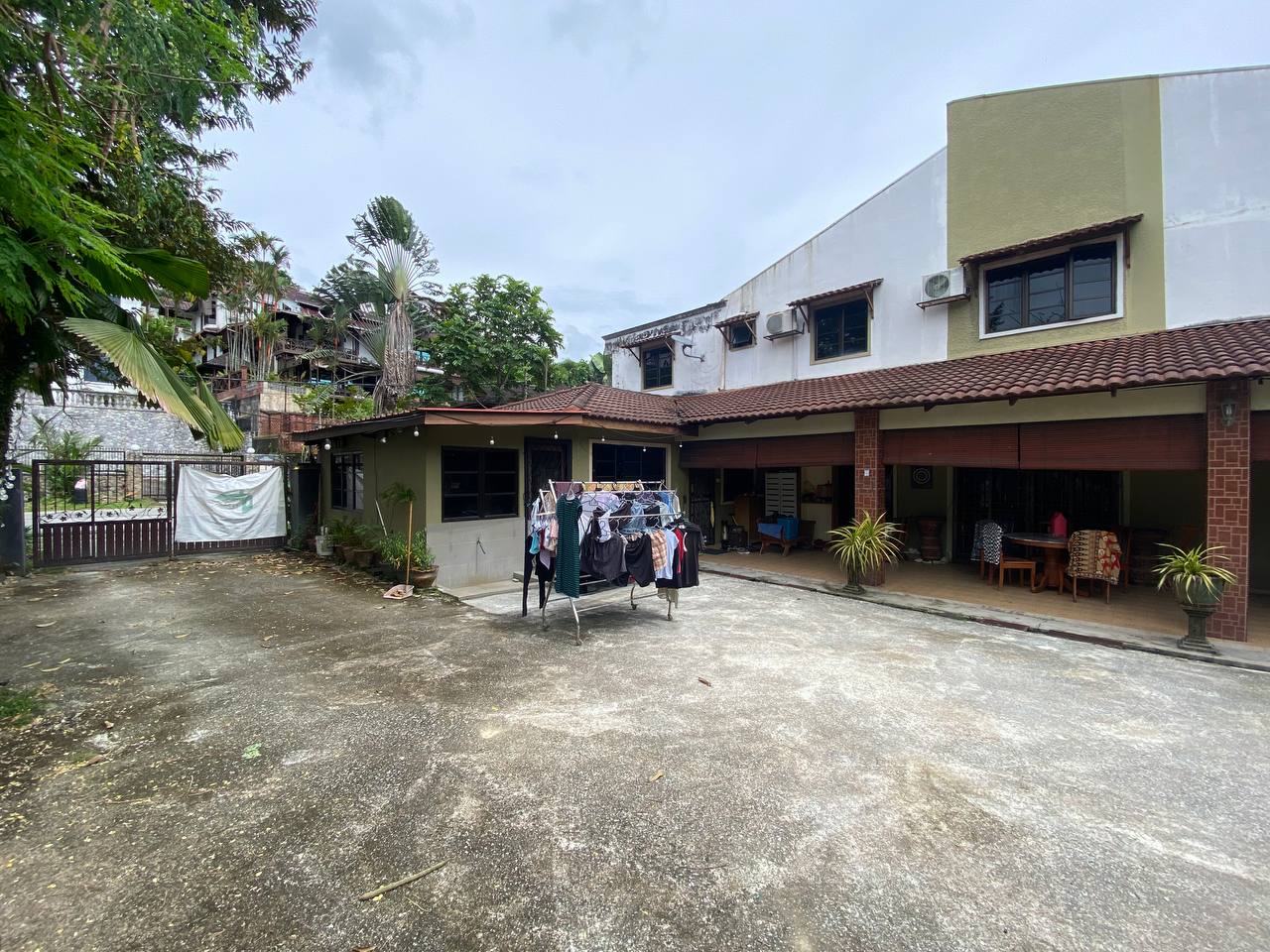 END LOT 2 Storey Terrace Taman Melawati KL - photo 2