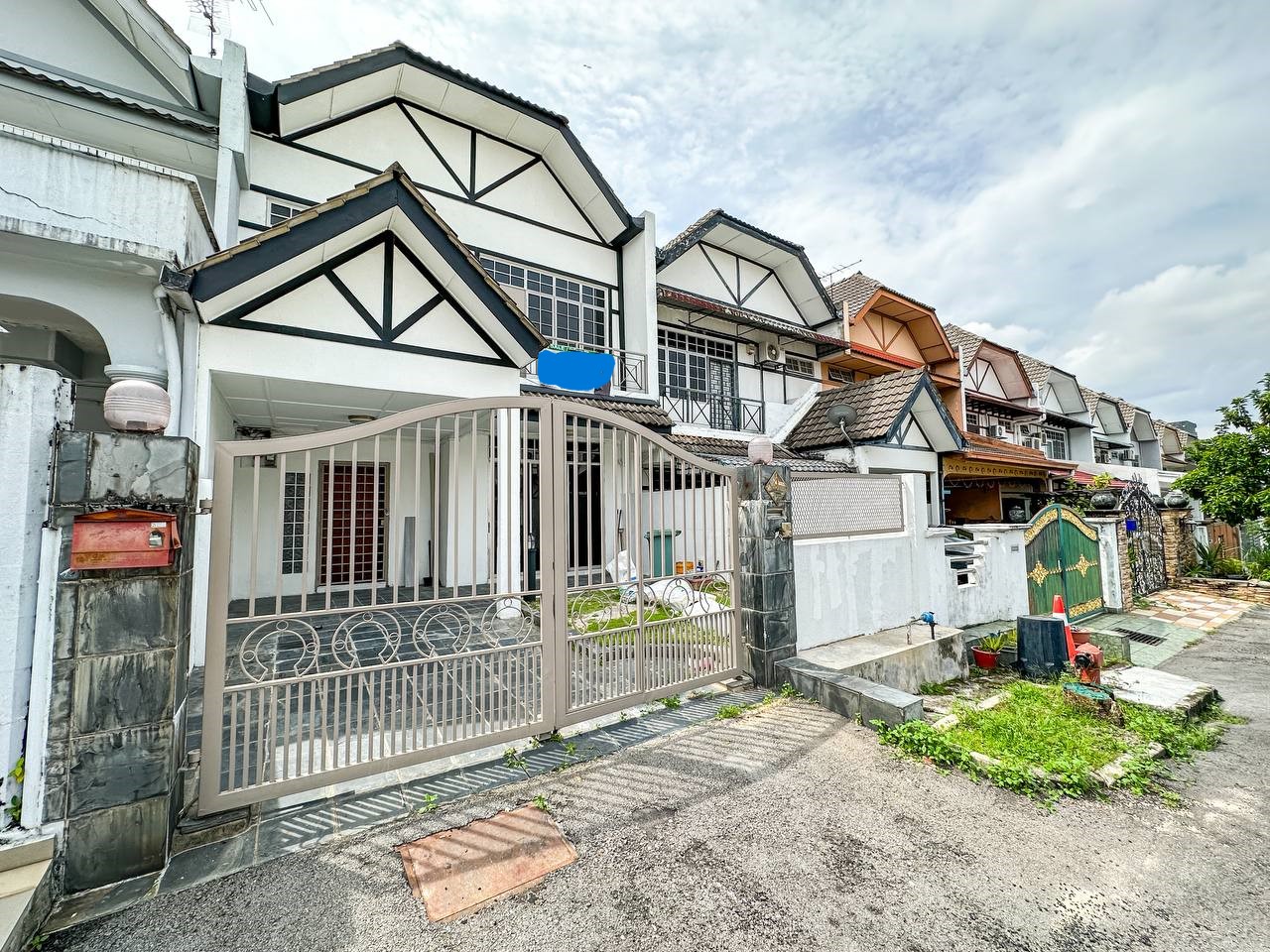 FREEHOLD 2 Storey Taman Mulia Indah KL - photo 9