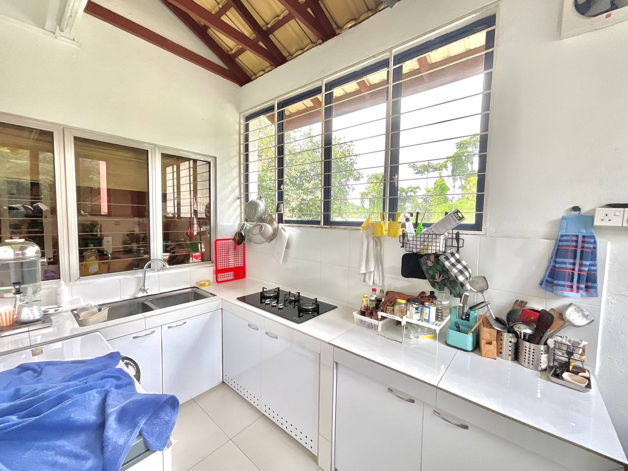 BUNGALOW 4 Storey Jalan Duta KL - photo 2