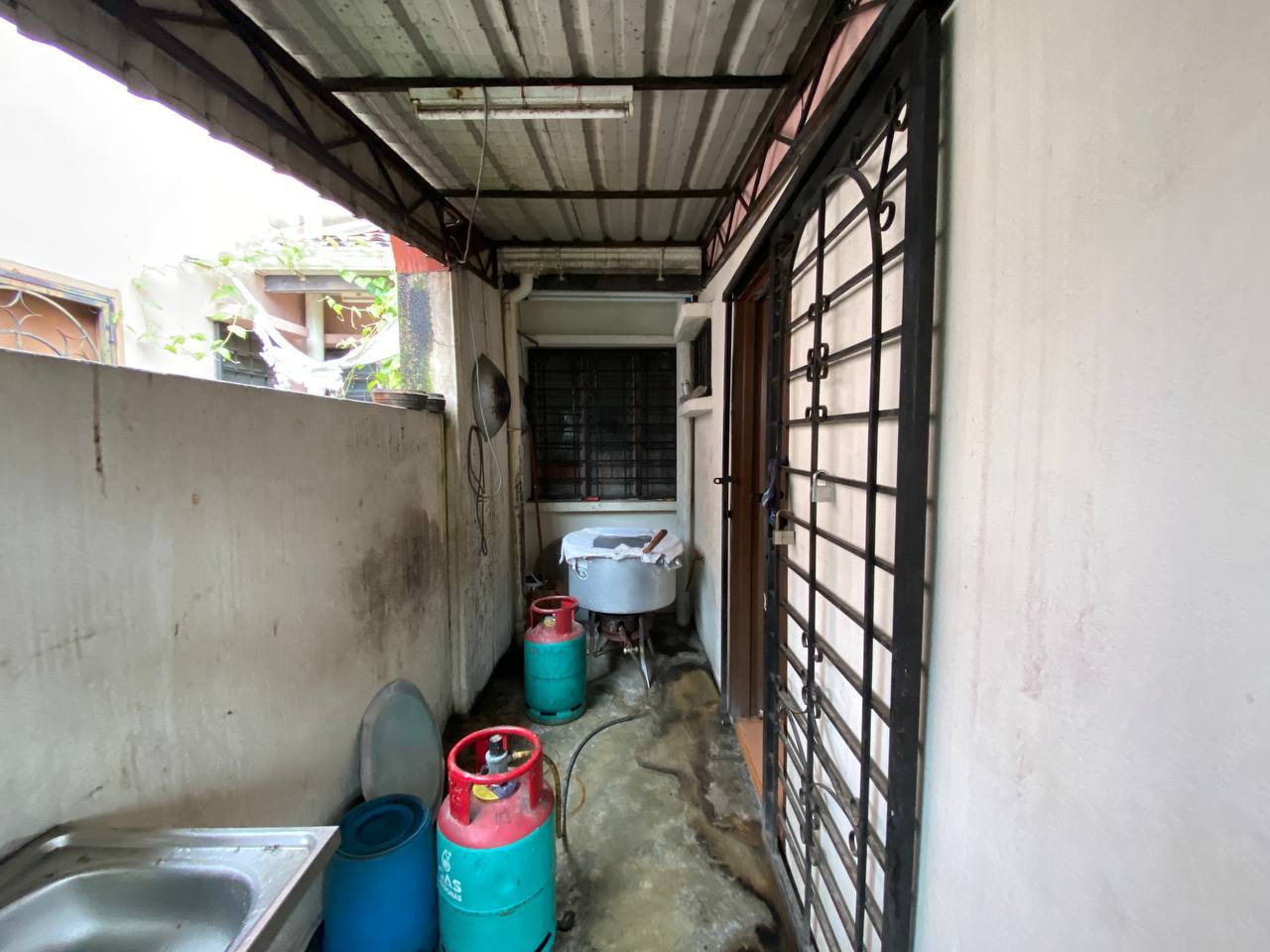 FREEHOLD 1 Sty Jalan Suadamai Cheras SEL - photo 9