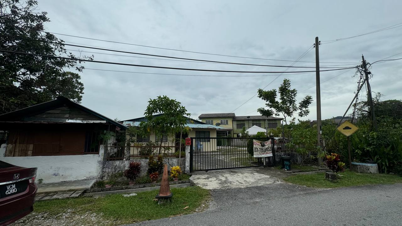 MURAH Single Storey Bungalow Selayang Baru - photo 4