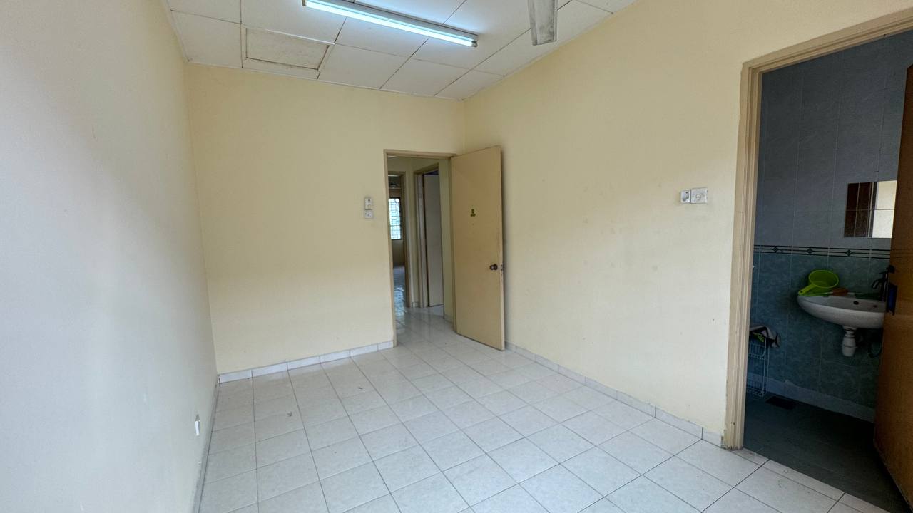 FULL LOAN Teres Taman Gombak Permai Batu Caves - photo 2