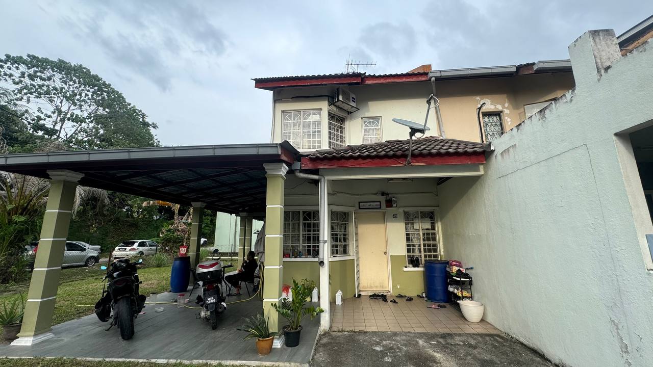 CORNER LOT Freehold 2 Storey Bolton Gombak - photo 8