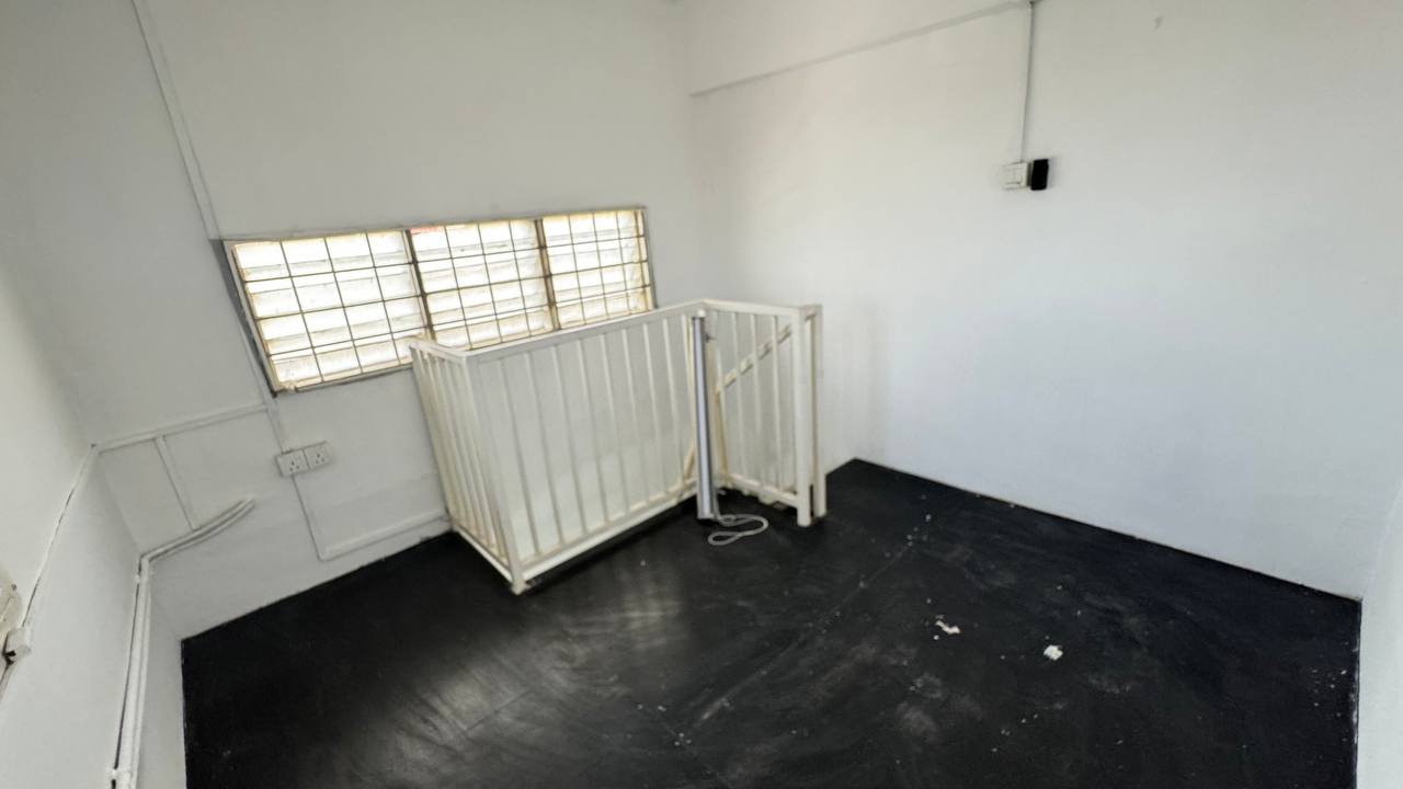 FREEHOLD 1 Storey Teres Taman Gombak KL - photo 3