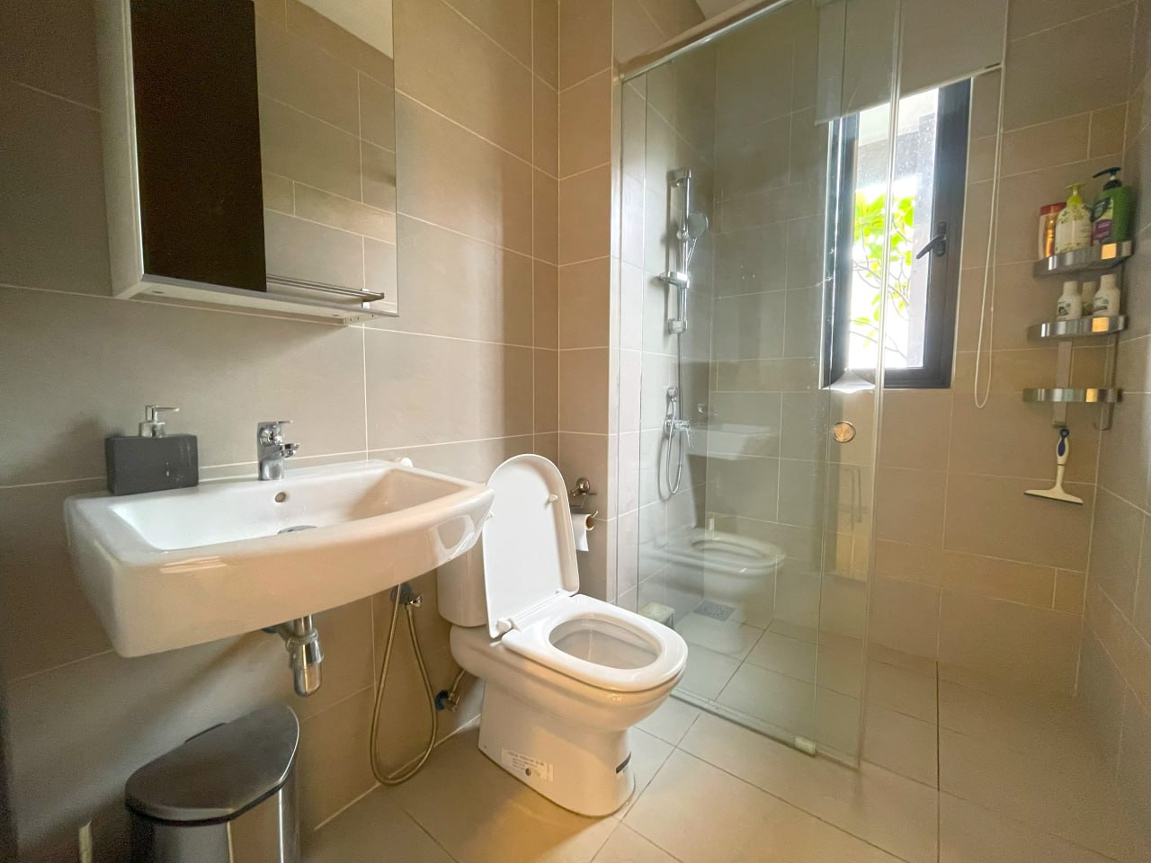 3 Storey Villa House 16 Quartz Taman Melawati KL - photo 3