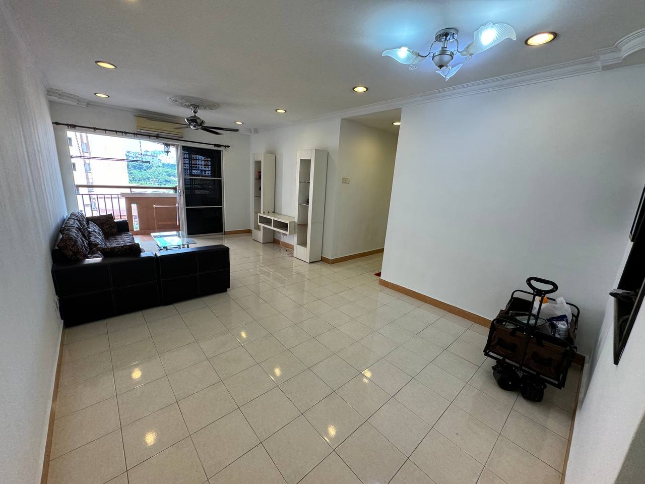 WELL MAINTAIN Cengal Condo Bandar Sri Permaisuri - photo 3