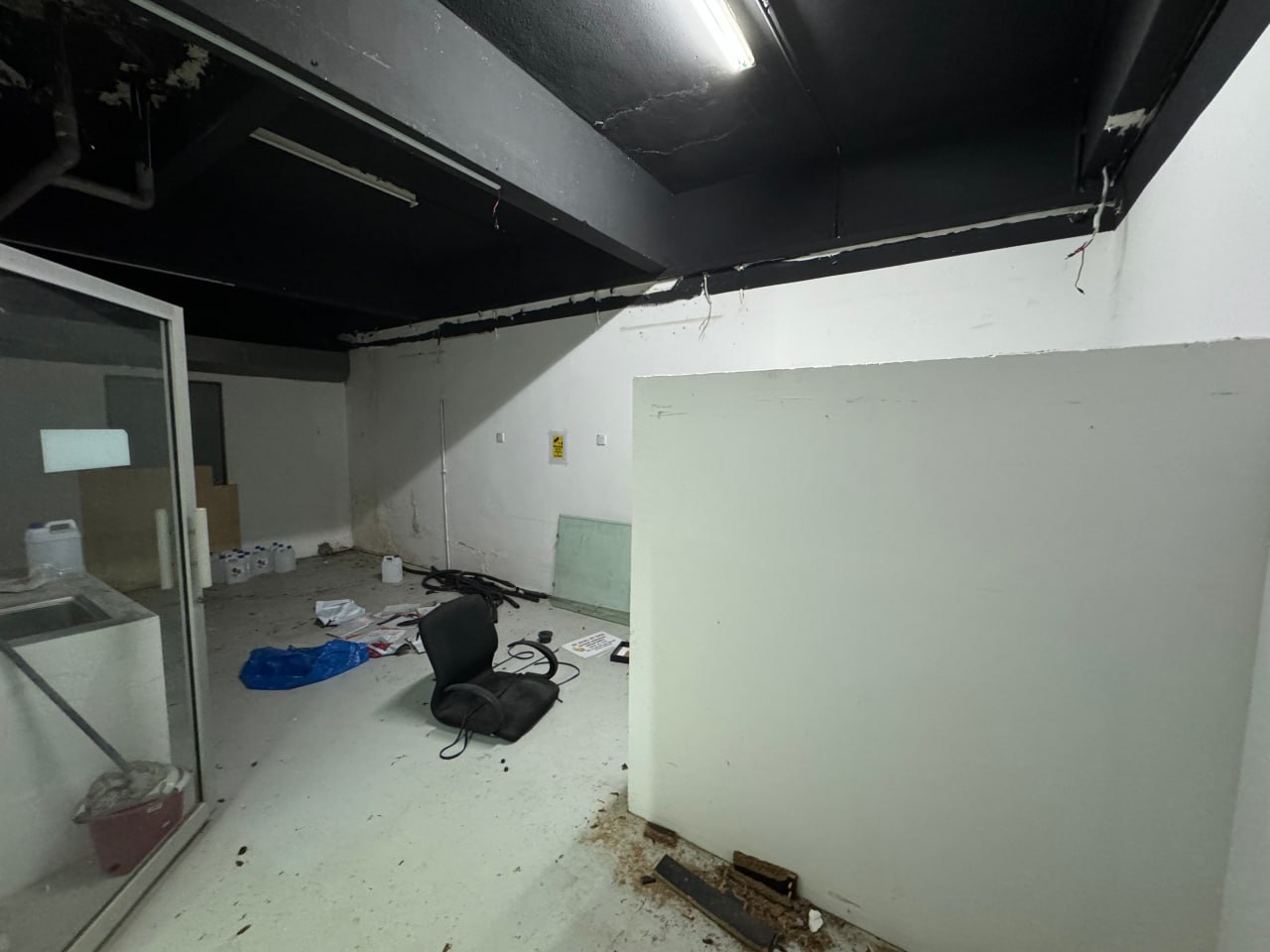 SHOPLOT 3 Sty Taman Nirwana Ampang KL - photo 7