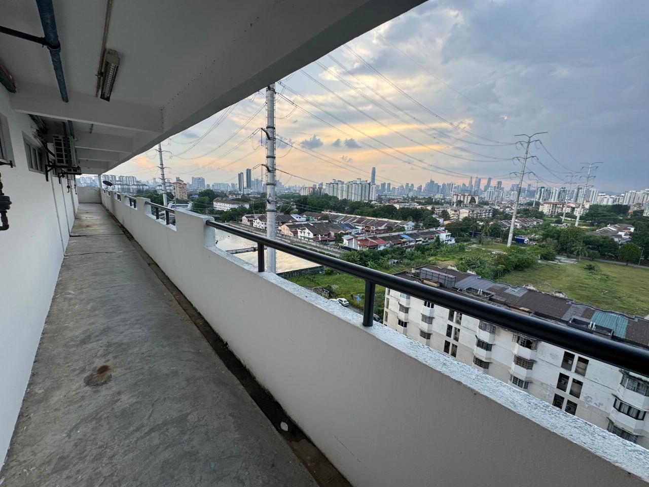 FULLY RENOVATION Pangsapuri Taman Cahaya Ampang KL - photo 11
