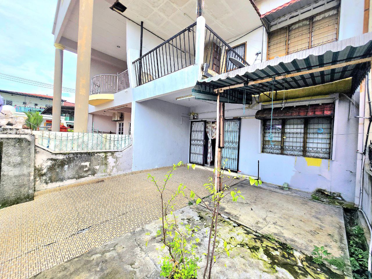 FACING OPEN 2 Storey Teres Taman Putra Ampang Slgr - photo 4