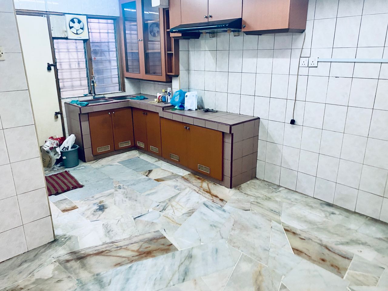 END LOT 2 And Half Storey Teres Sentul KL - photo 9