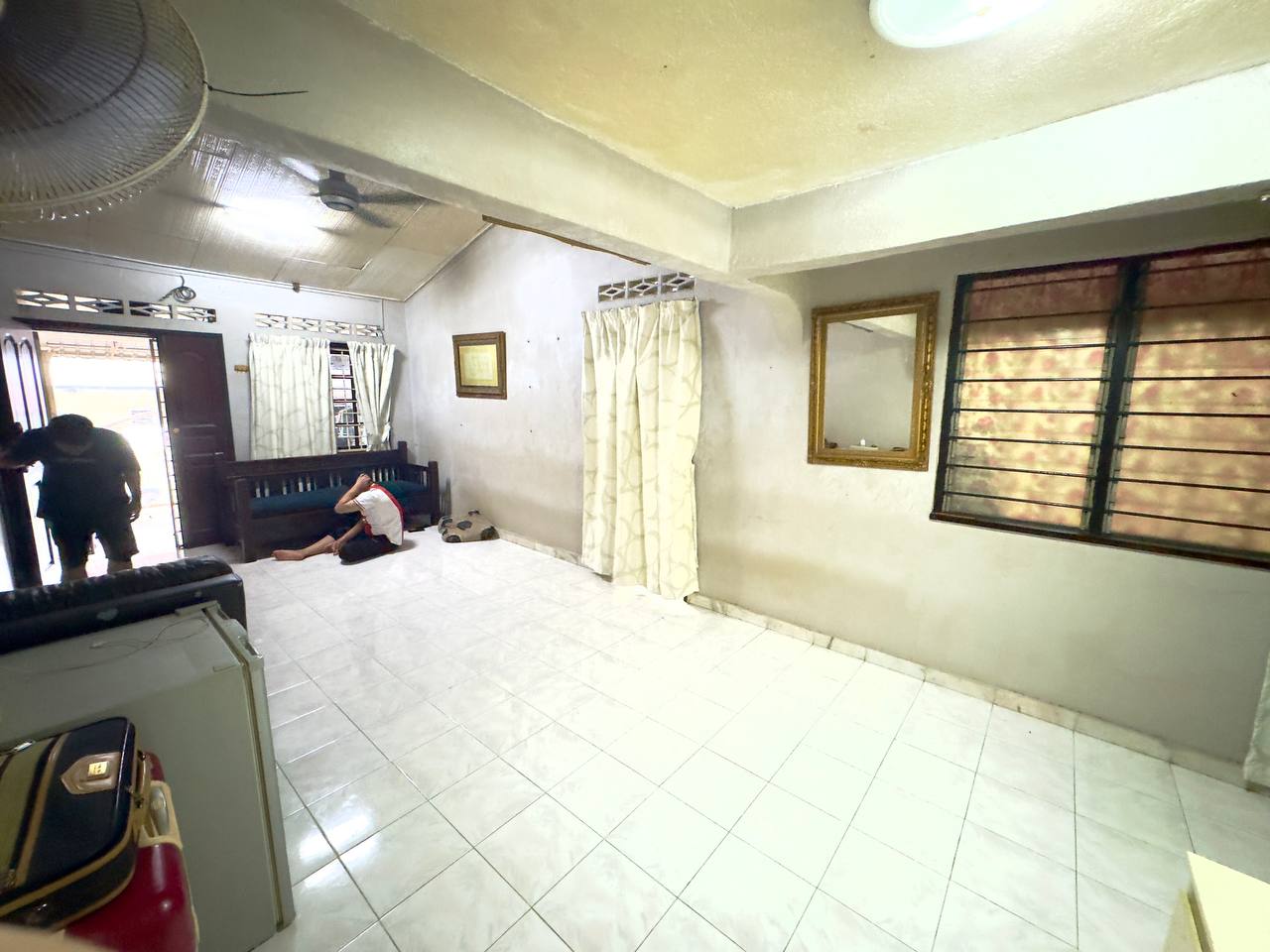 Single Storey Teres Taman Jaya Bandar Tun Razak KL - photo 3