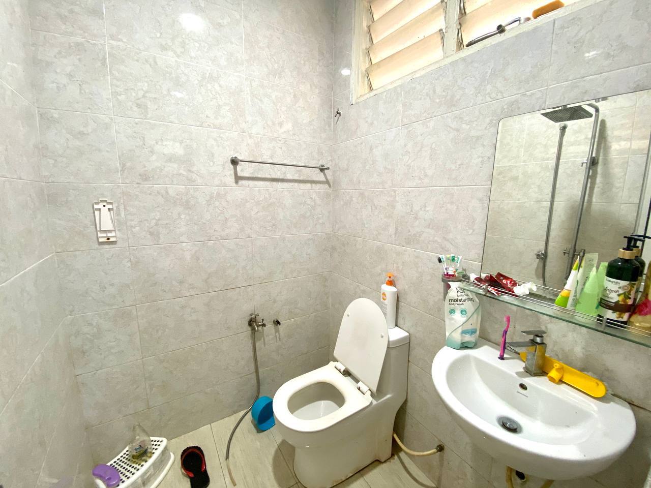 ENDLOT 2 Storey Teres Taman Ukay Bistari Slgr - photo 4