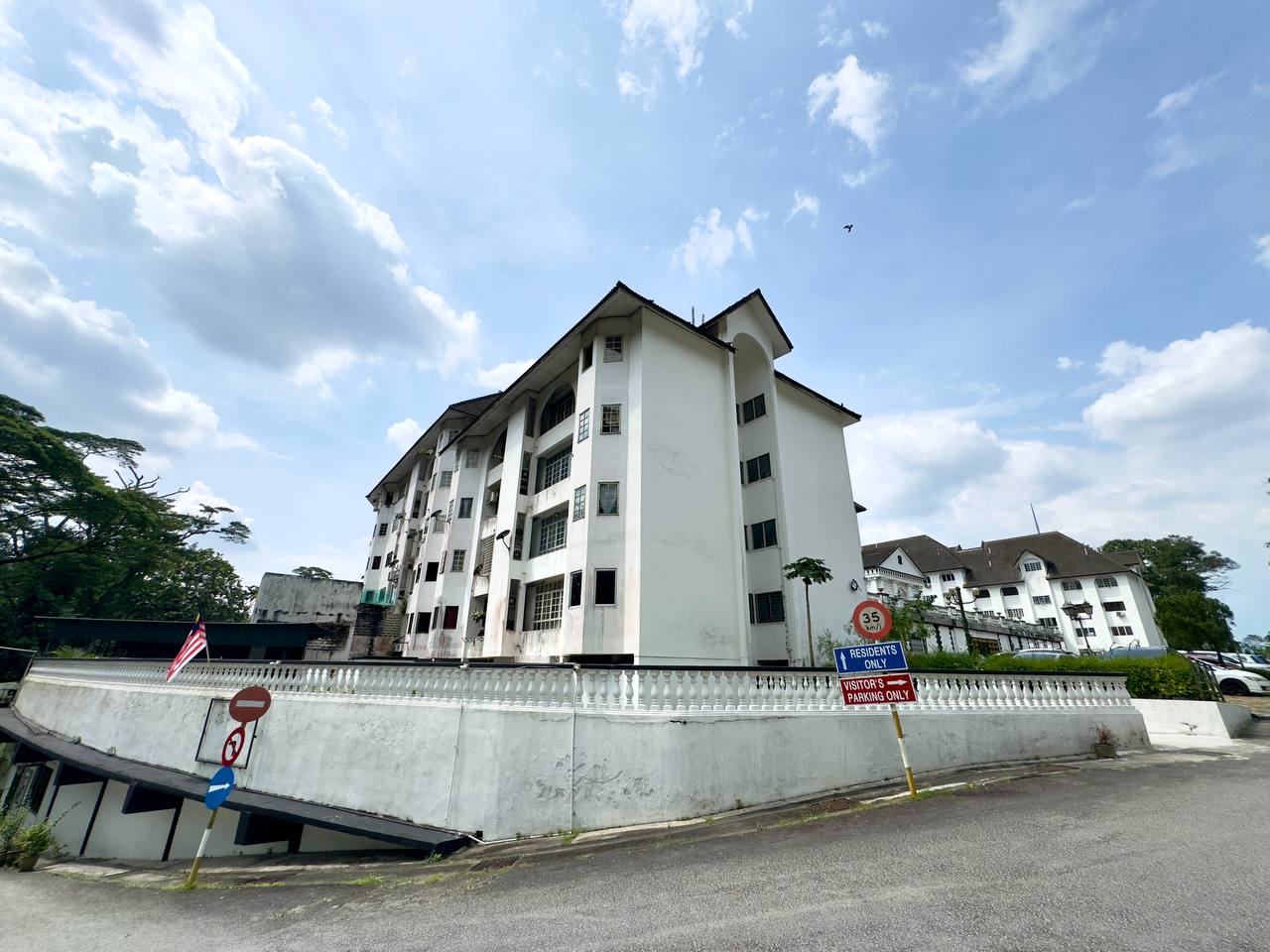 FREEHOLD Le Chateau 1 Condominium Bukit Seputih KL - photo 3