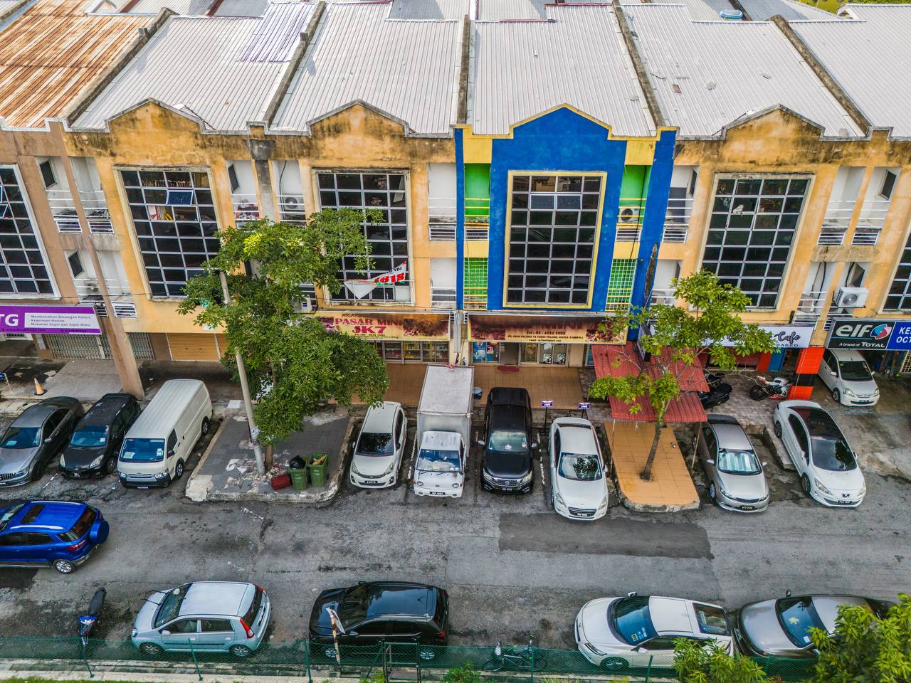 Shop Office Lot 3 Storey Taman Pelangi Sentul KL - photo 3