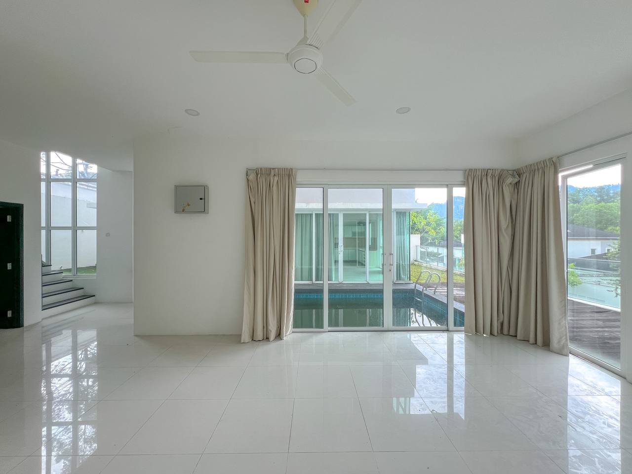 Freehold 4 Storey Courtyard Villa Taman Melawati - photo 10