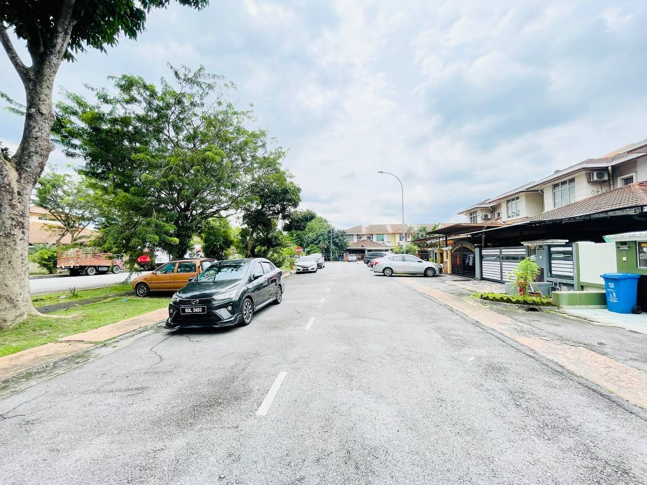 Freehold 2 Storey Teres Desa Latania Seksyen 36 SA - photo 8