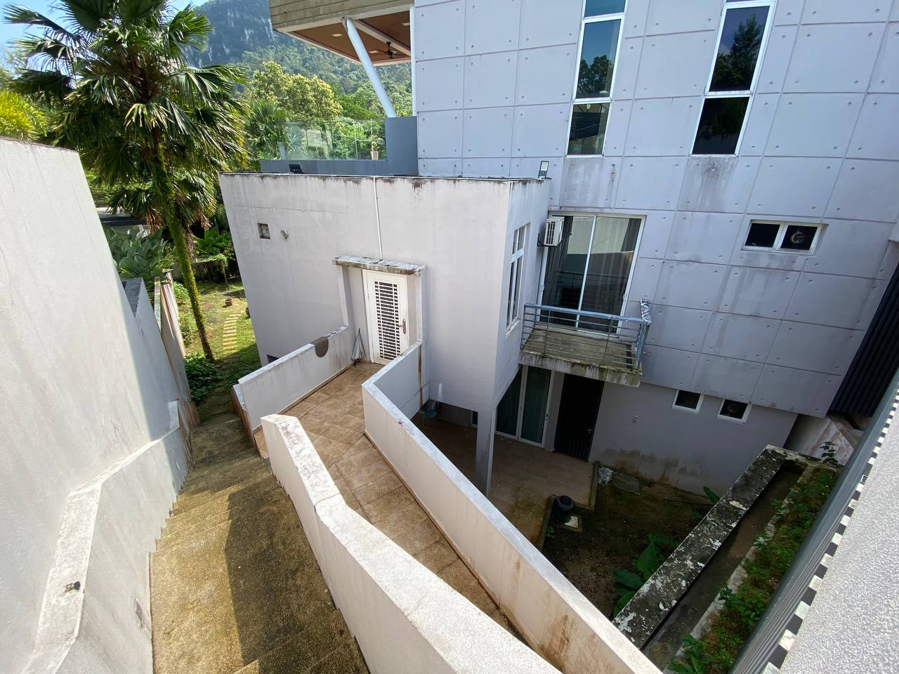 Freehold 4 Storey Bungalow Nadayu Melawati KL - photo 5