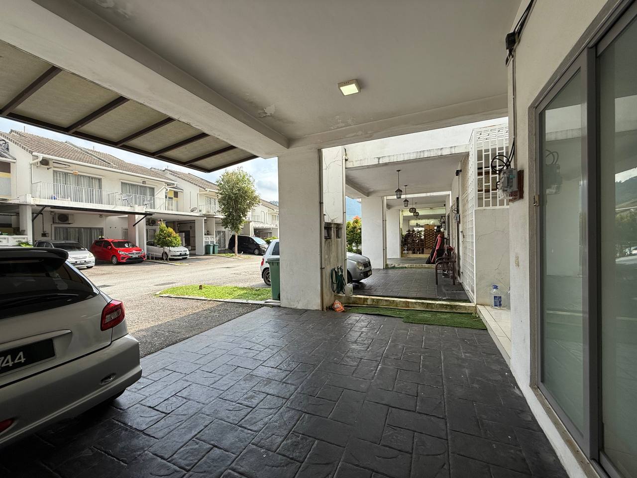 Freehold 3 Storey Teres Halamanda Gombak KL - photo 4