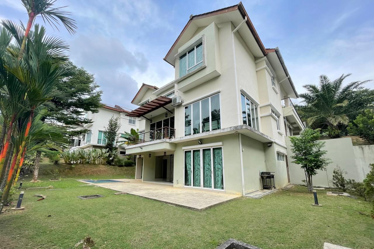 Facing Park Bungalow Teratai Kayangan Height - photo 4