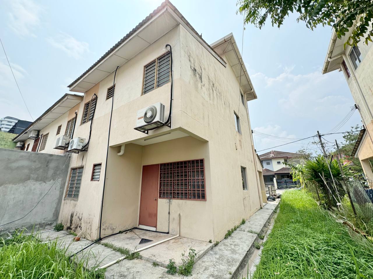 End Lot 2 And Half Storey Taman Kota Perdana - photo 3