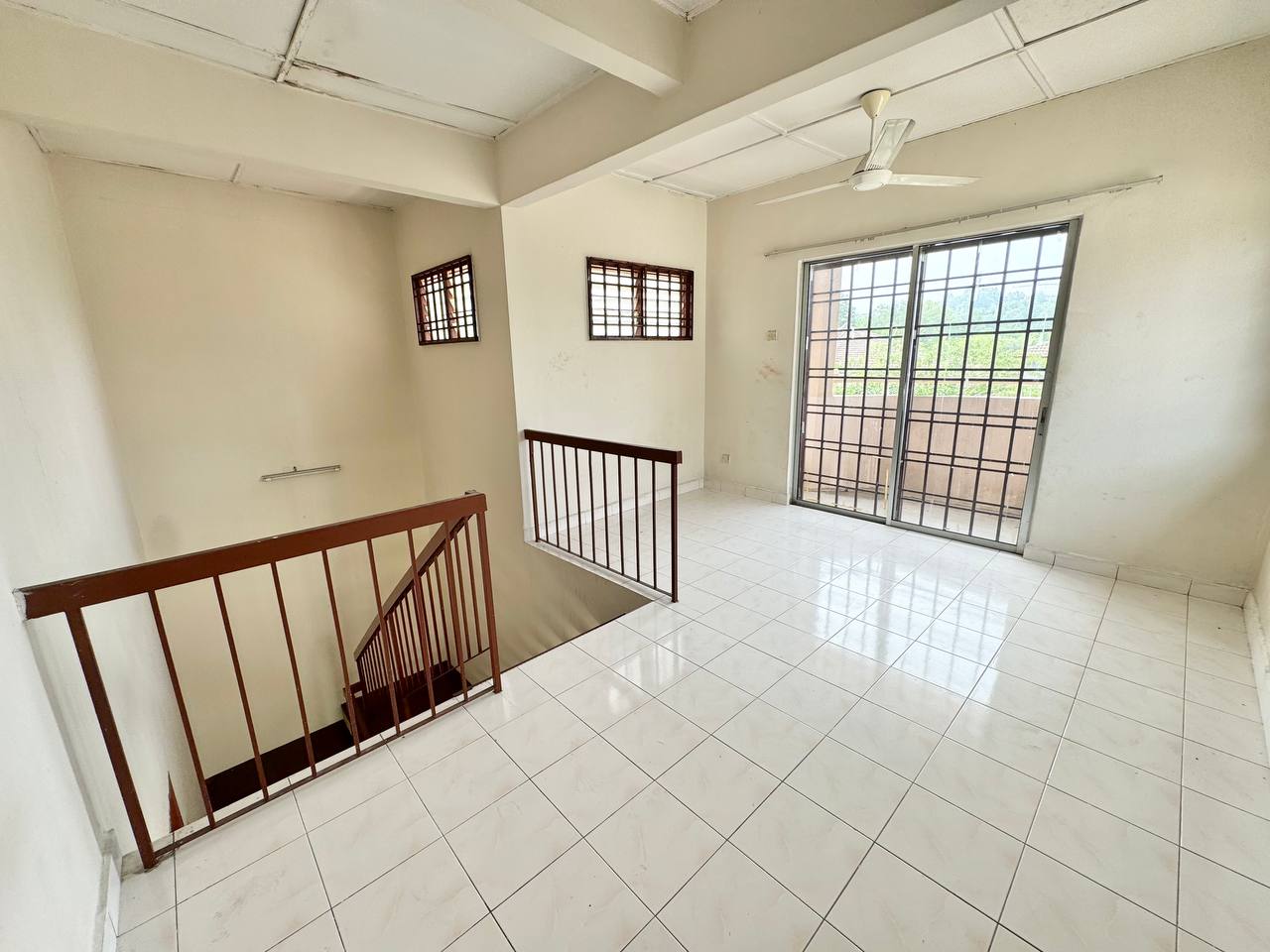 End Lot 2 And Half Storey Taman Kota Perdana - photo 8
