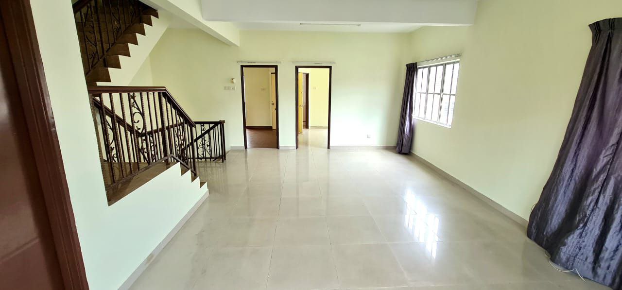End Lot 3 Storey Teres Taman Minang Ria Cheras KL - photo 11