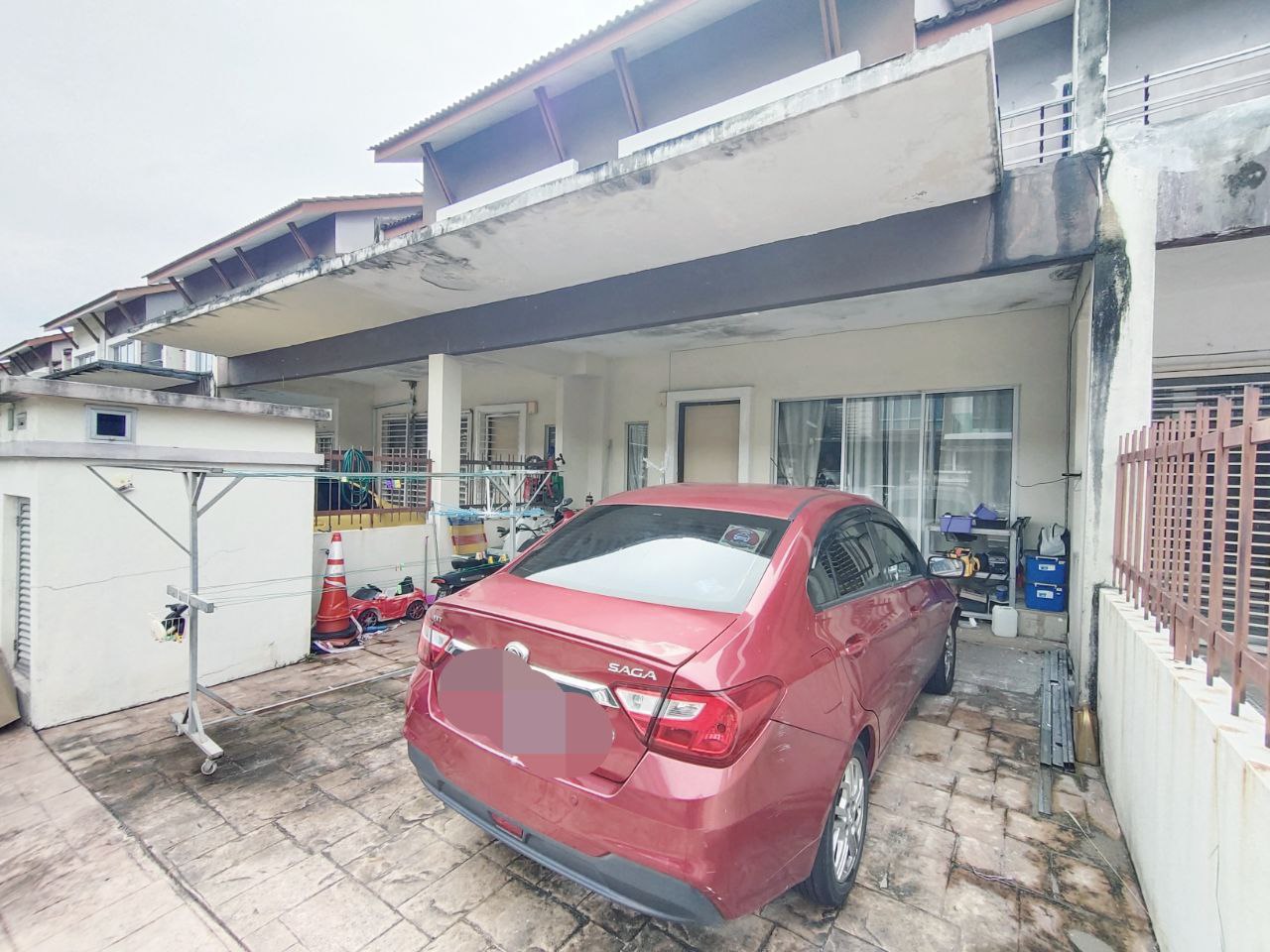 Gated Guarded 2 Storey Teres Seksyen 16 Shah Alam - photo 2