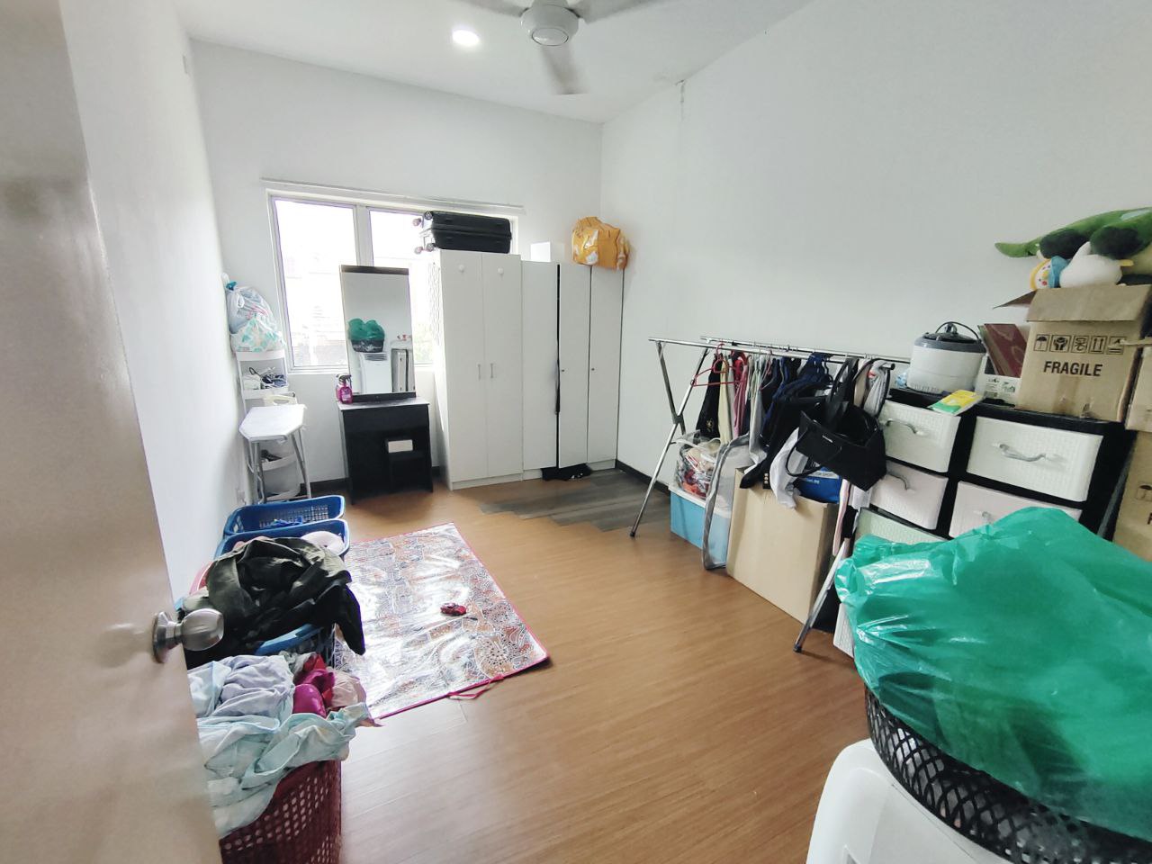 Gated Guarded 2 Storey Teres Seksyen 16 Shah Alam - photo 10