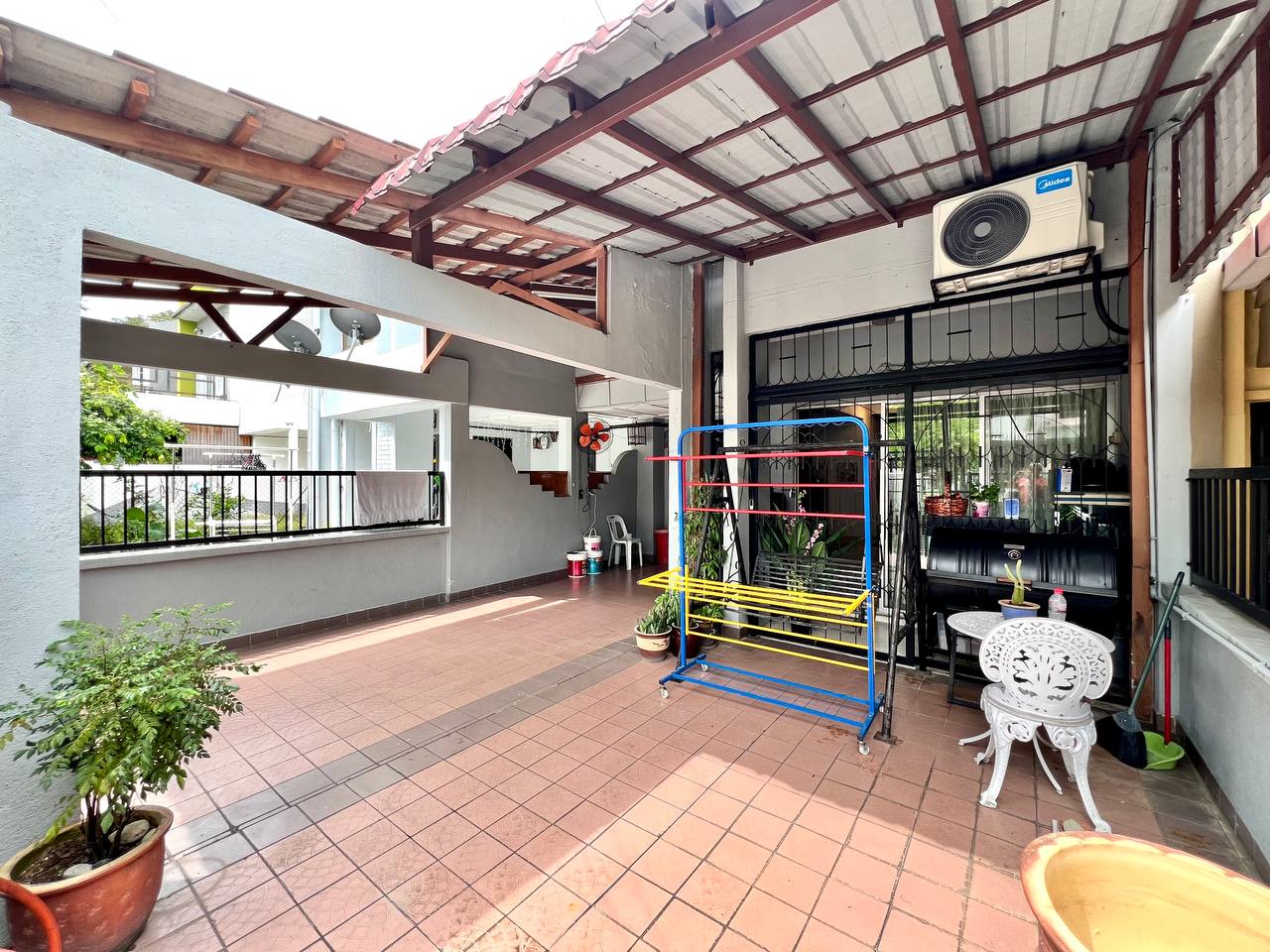 Freehold 2 Storey Teres Taman Setiawangsa KL - photo 3