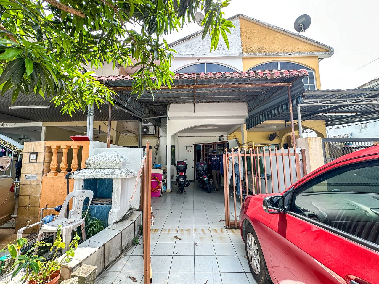 Freehold 2 Storey Teres Taman Selayang Jaya - photo 3