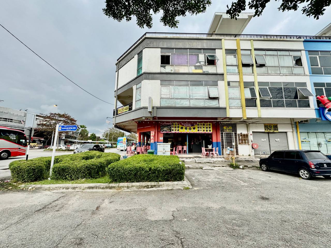 Corner Unit Shop Klang Sentral Selangor - photo 3