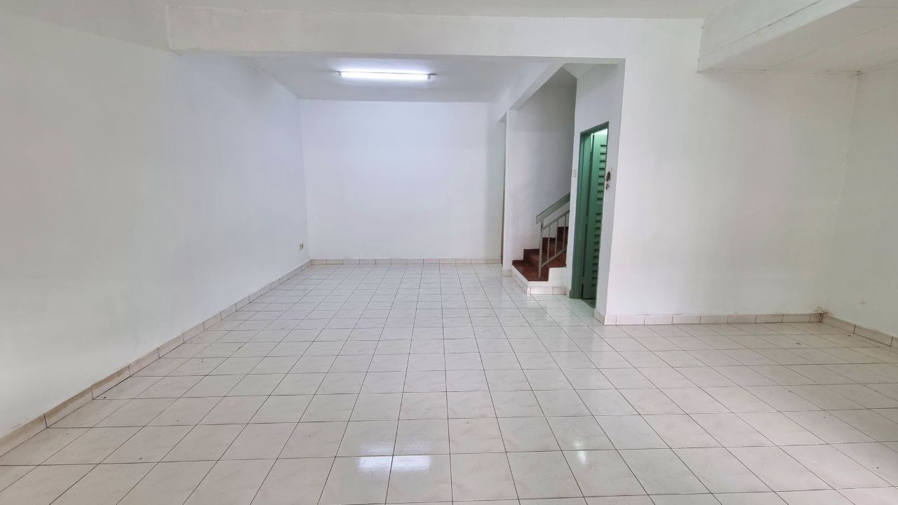 2 Storey Teres Saujana Damansara Pju 10 Pj - photo 4