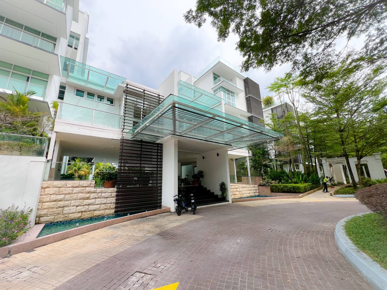 Exclusive Residential Suite Kenny Hills BukitTunku - photo 2