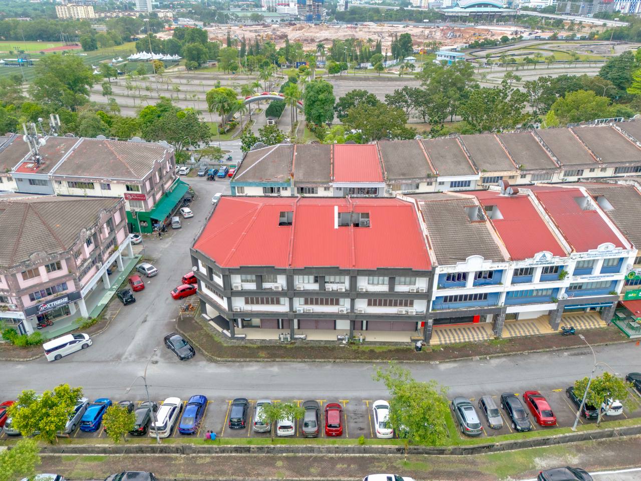Shop Lot 3 Storey Seksyen 13 Shah Alam - photo 2