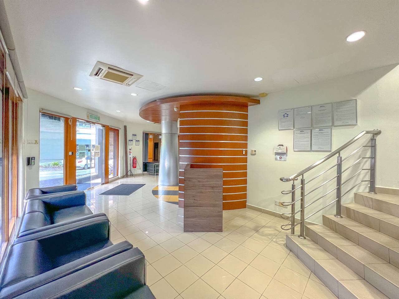Shop Lot 3 Storey Seksyen 13 Shah Alam - photo 4