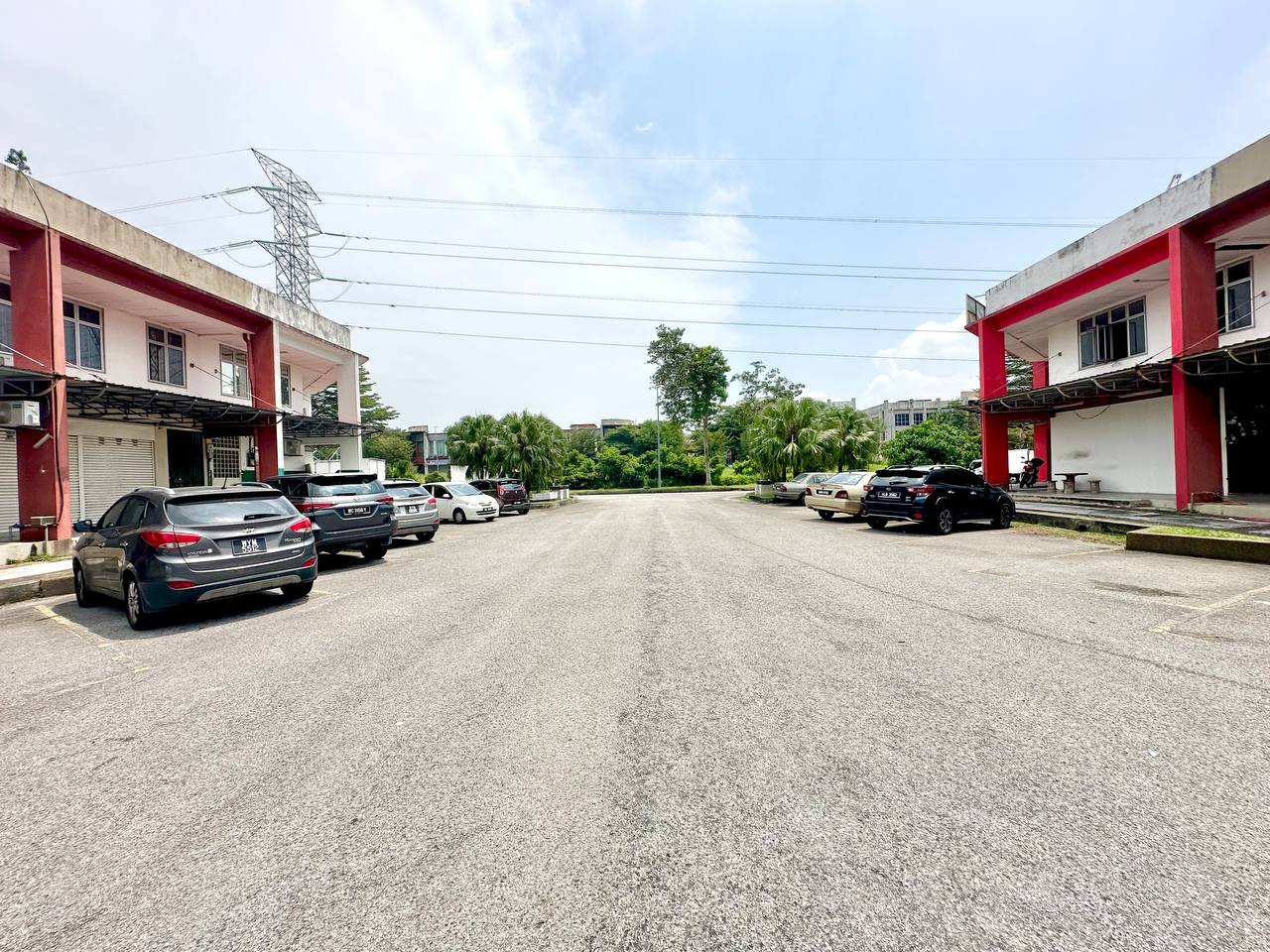Shoplot 1 And Half Storey Putra Heights - photo 2