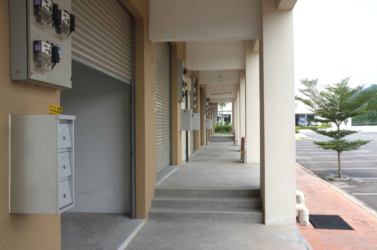 3 Storey Shop Lot Pusat Perniagaan Reef Rawang - photo 7