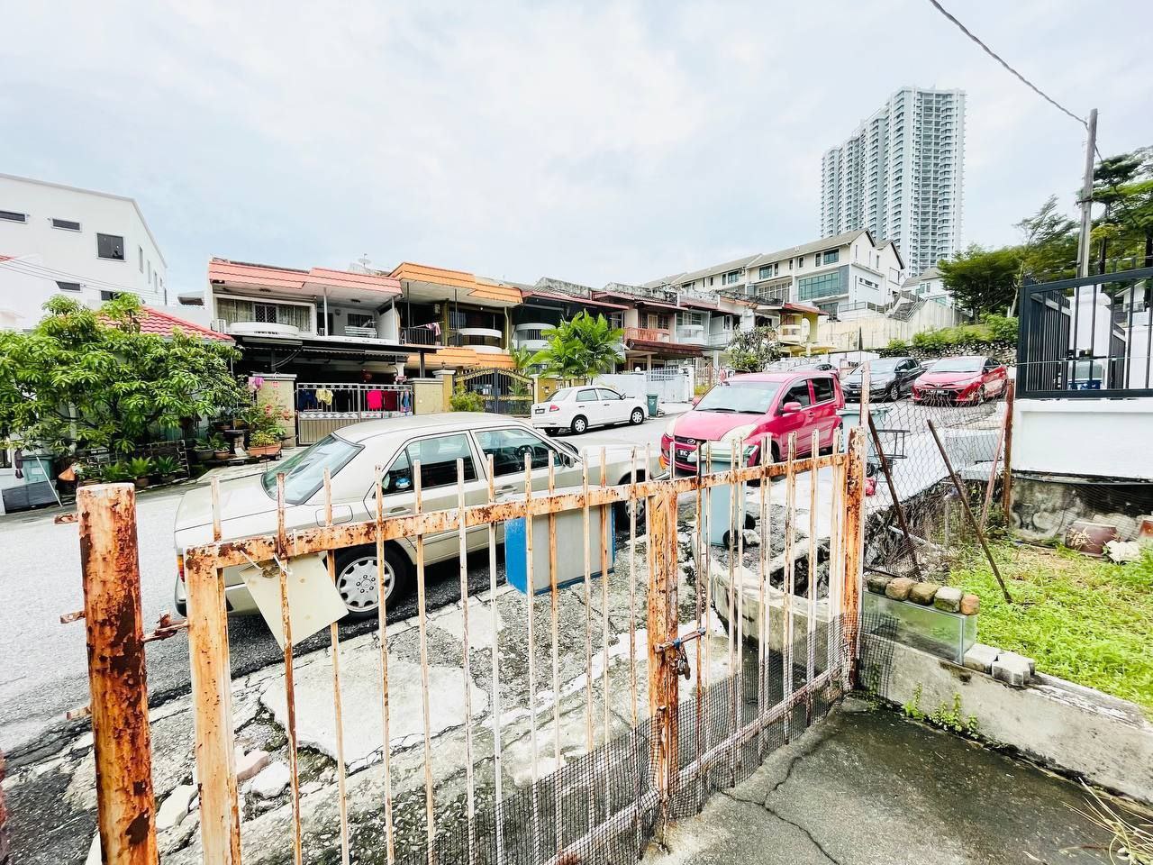 Basic Unit 2 Storey Teres Taman Connaught cheras - photo 3