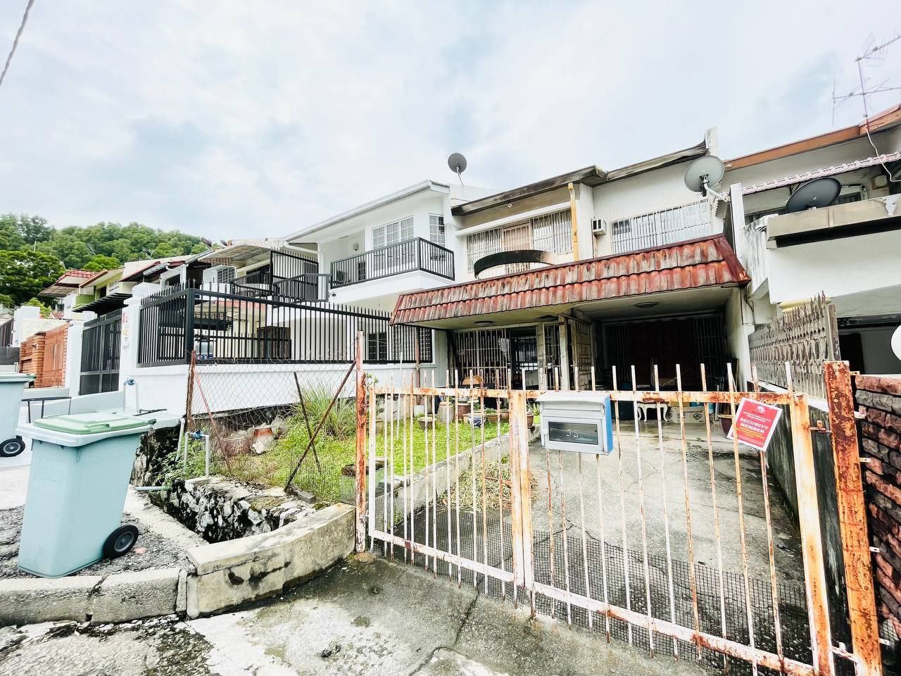Basic Unit 2 Storey Teres Taman Connaught cheras - photo 4