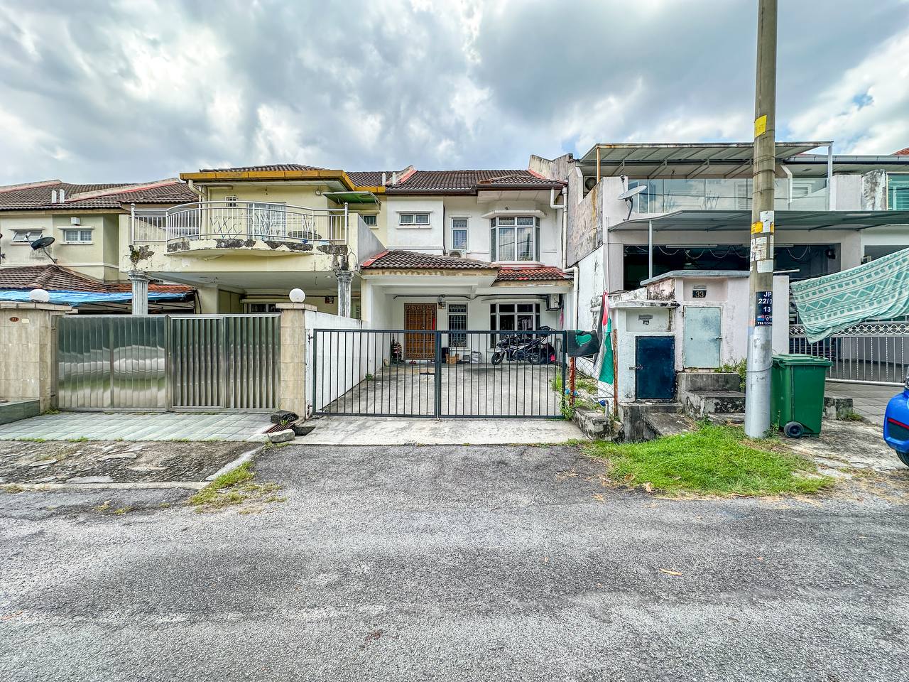 Below Market 2 Storey Mahkota Cheras Seksyen 3 - photo 2