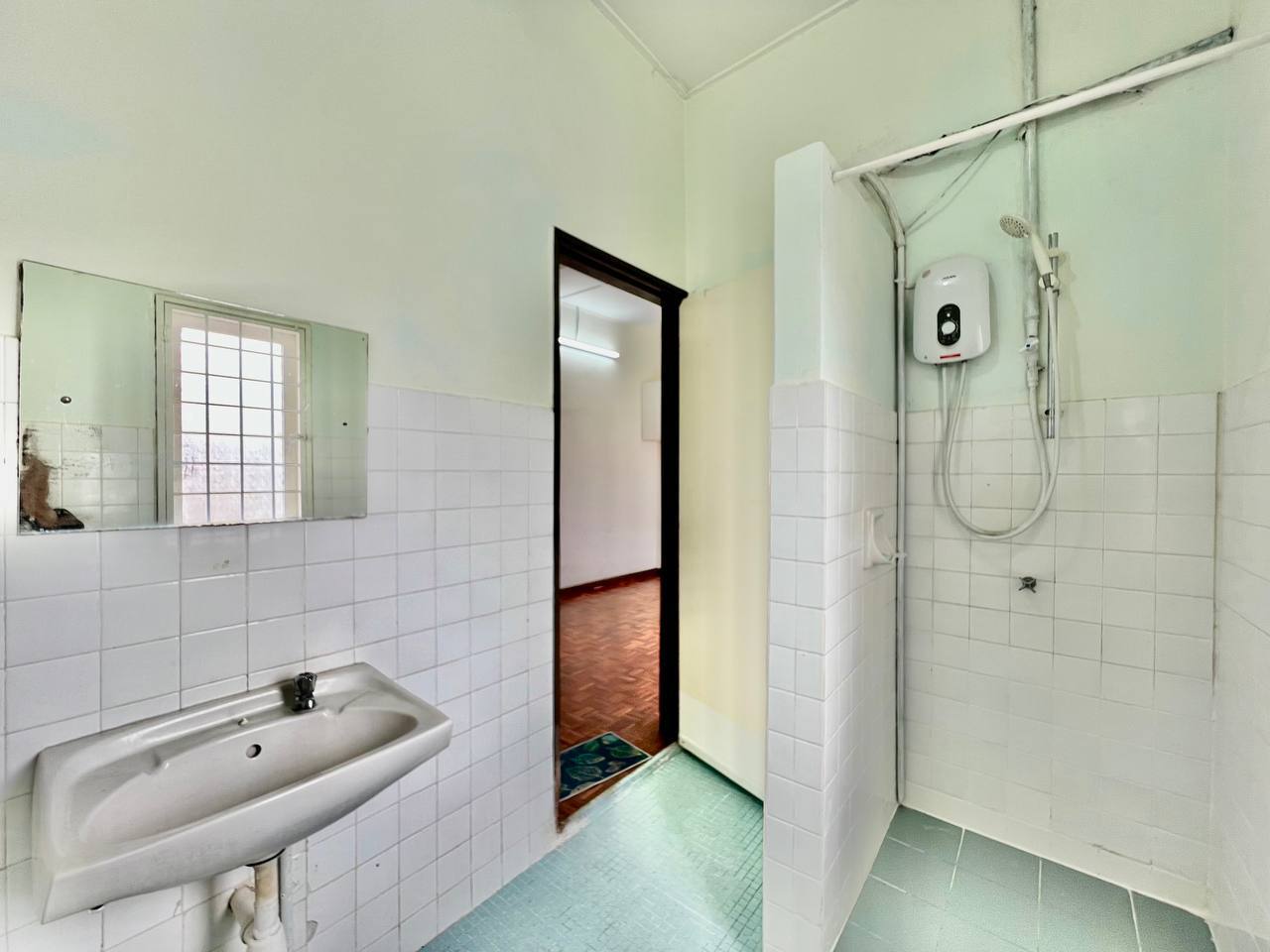 Renovated 2 Storey Teres Taman Setiawangsa - photo 8