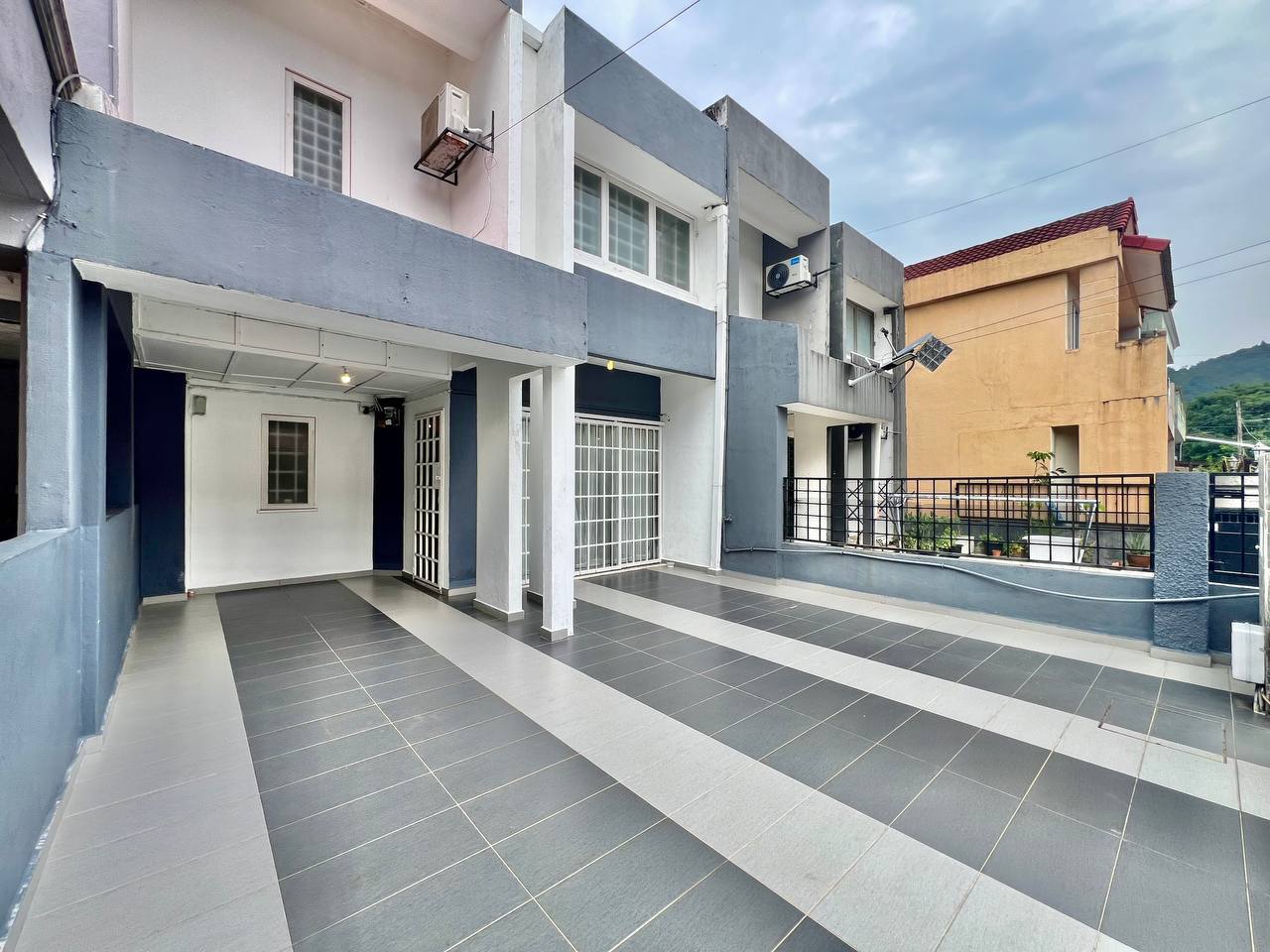 Renovated 2 Storey Teres Taman Setiawangsa - photo 9