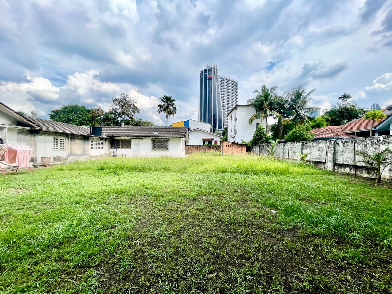 Bungalow Land Lorong Gurney Off Jalan Semarak - photo 12