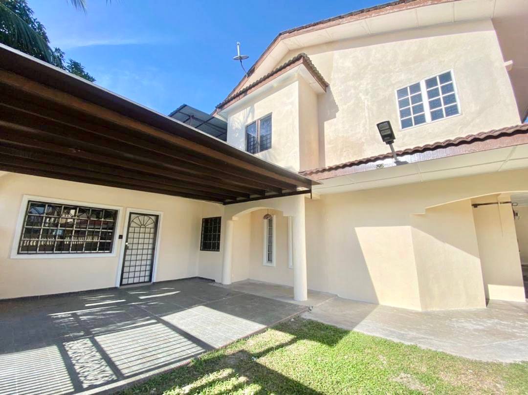 Renovated Corner Unit 2 Sty Taman Semarak Kajang - photo 3