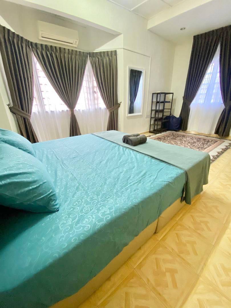 Renovated Corner Unit 2 Sty Taman Semarak Kajang - photo 11