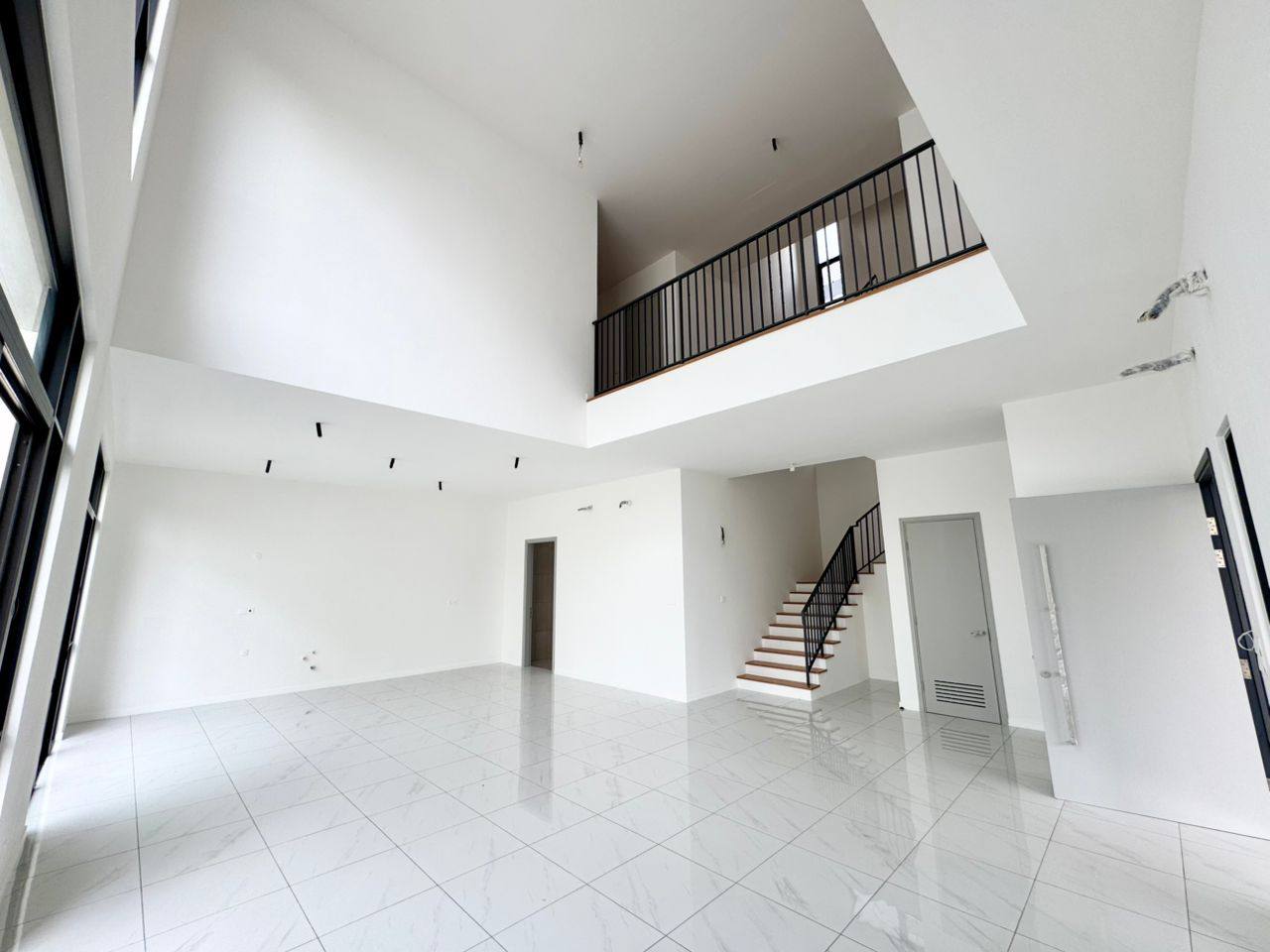 Luxury Bungalow At Twin Palms Kajang - photo 5