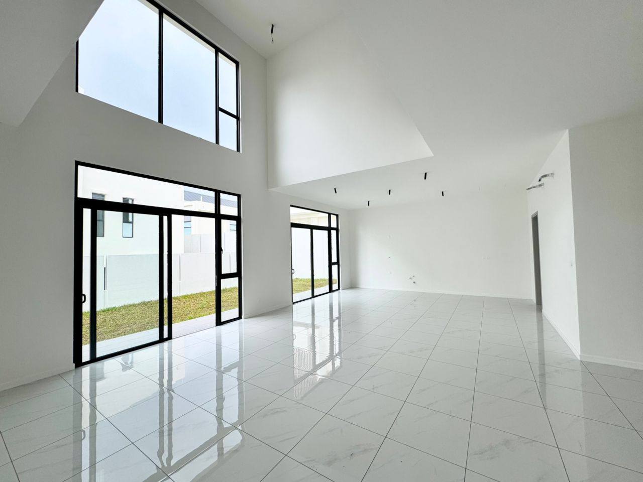 Luxury Bungalow At Twin Palms Kajang - photo 6